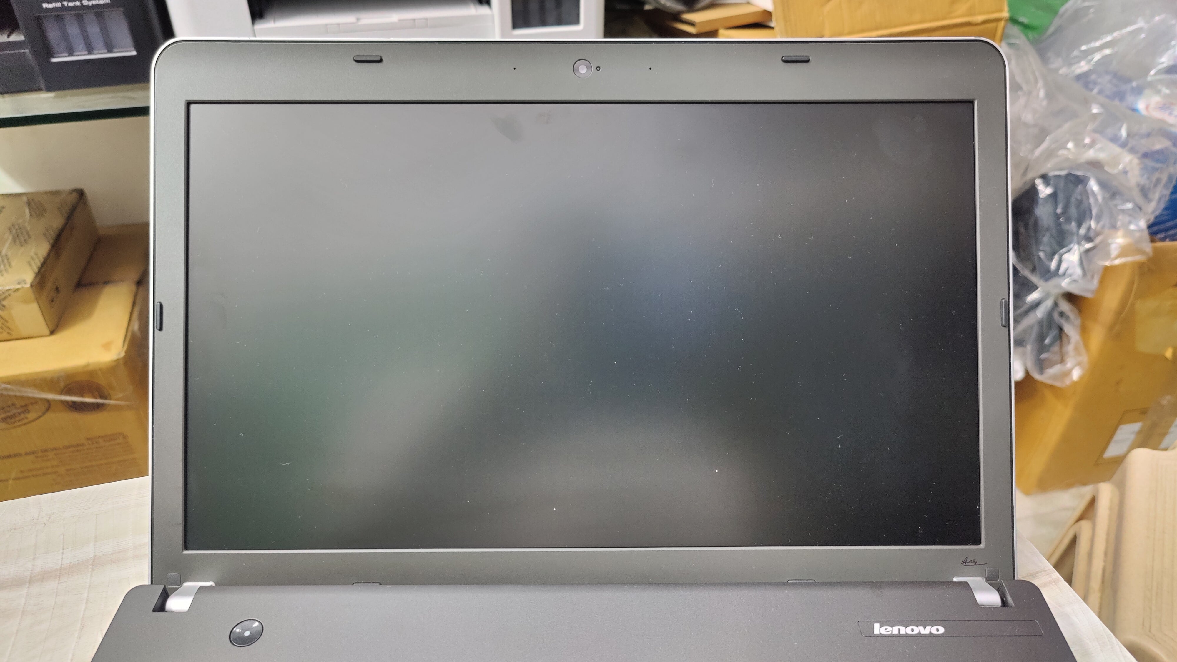 Lenovo i7 6th 8GB 256GB WIN10 1 YEAR Warrenty With Bag + Gifts