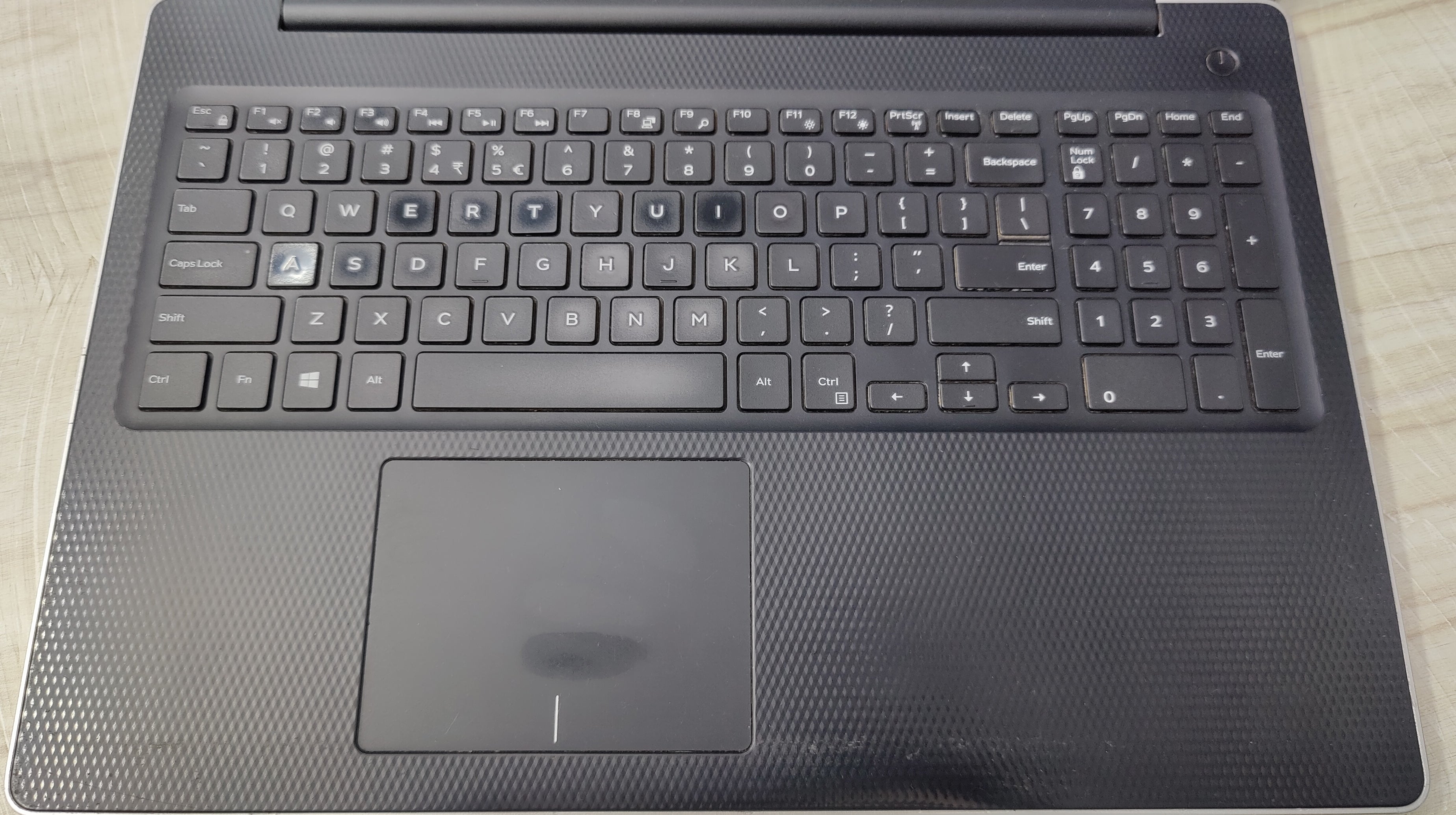 Dell I5 8th 8GB 256GB Win10 With Bag + Gift
